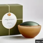 Home 23 생체모방 혁신과 제품의 차별화 전략 - A luxurious cosmetic packaging design inspired by nature, featuring a tactile surface that mimics th...
